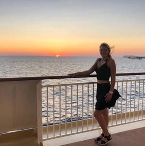 Meet your Posher, Dorothy